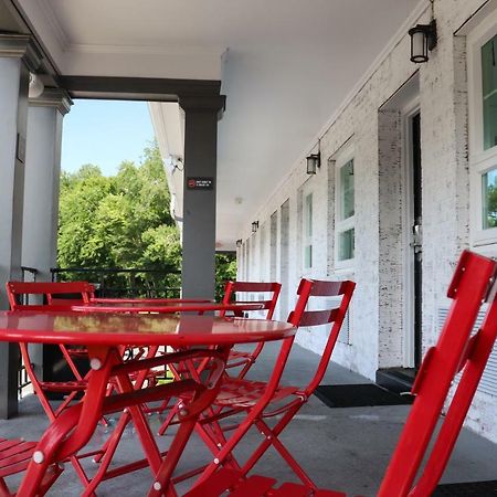Hotel Hi-Ho - Contactless Check-In Фэрфилд Экстерьер фото